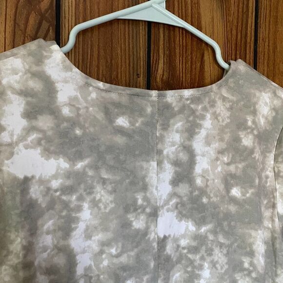 MOD Lusive Long Cuff Sleeve Tie Dye Peplum V-Neck Top Medium Blouse Green Gray - Picture 9 of 11